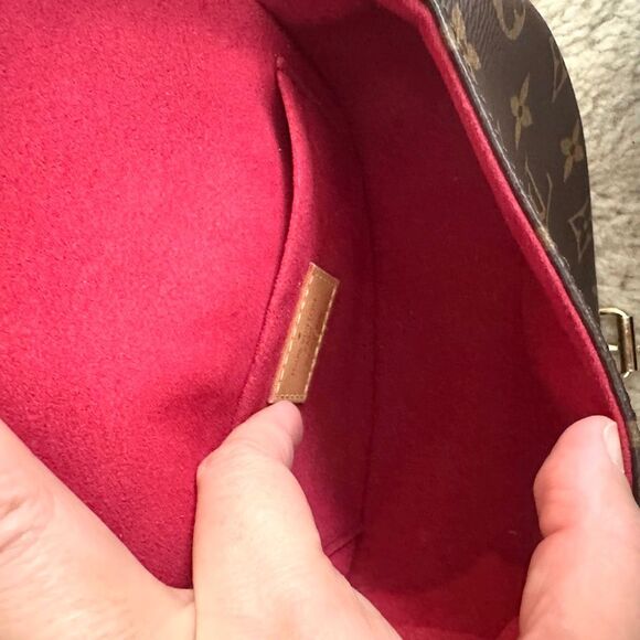 Louis Vuitton Tambourin Crossbody Bag - Picture 12 of 15